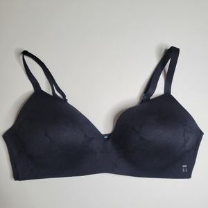 Tommy John Black Lace Second Skin Lightly Lined Wireless Bra